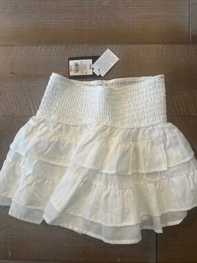 art class White Tiered Ruffle Mini Skirt with Smocked Waist NWT